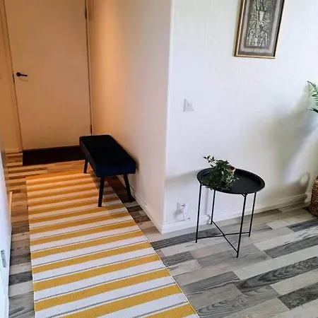 Valoisa Yksioe Parvekkeella Apartment